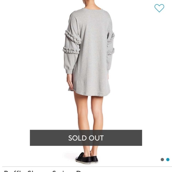 New Grey Ruffled Sleeve sweatshirt Short Mini Dress Size Large Nordstrom - Picture 3 of 5